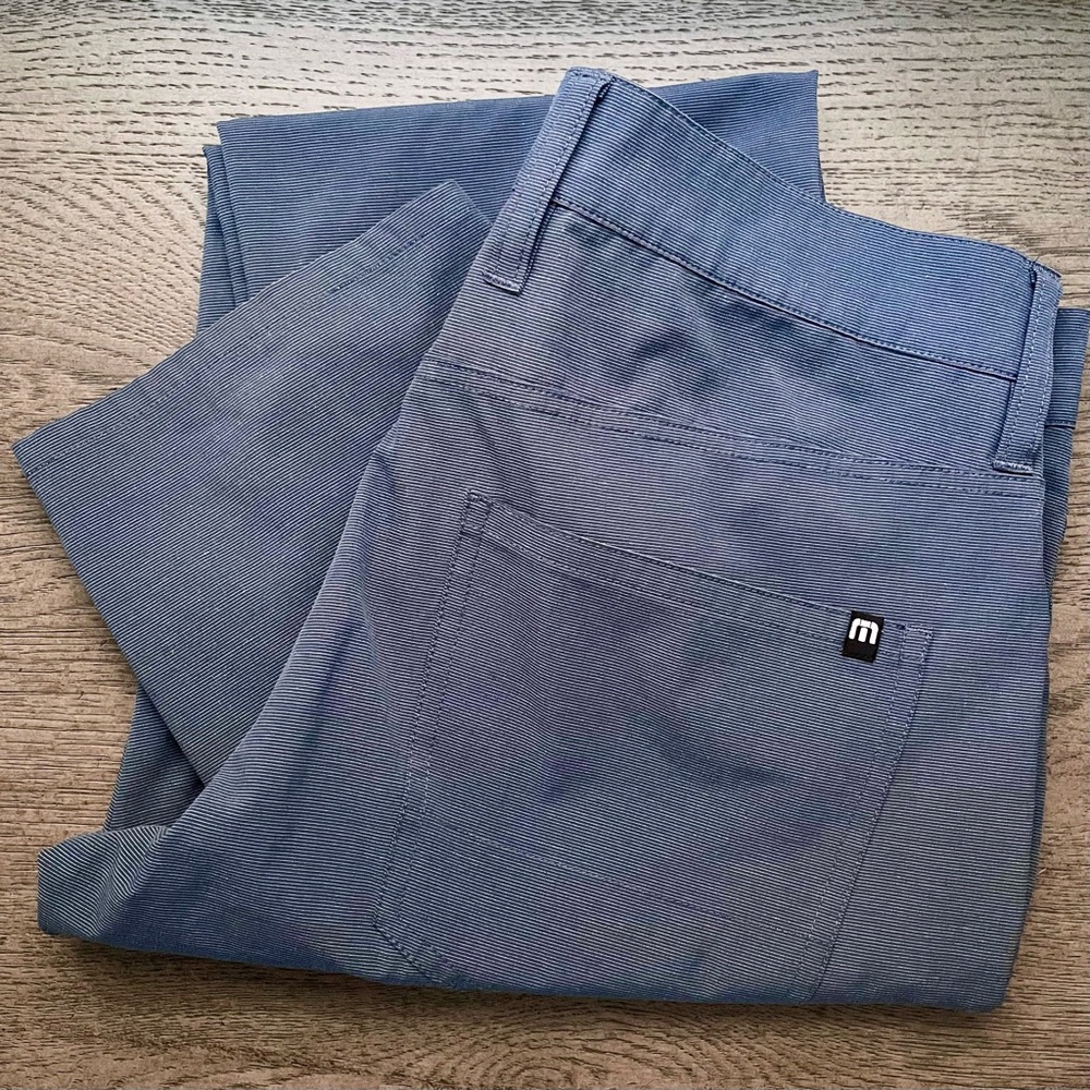 Like New | Travis Mathew | Men's 30x32 Pants in Blue